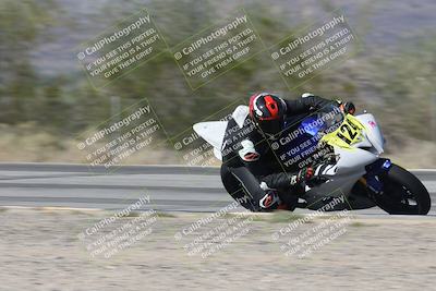 media/Oct-05-2025-CVMA (Sun) [[beeef4f201]]/Race 15-Amateur Formula Middleweight/